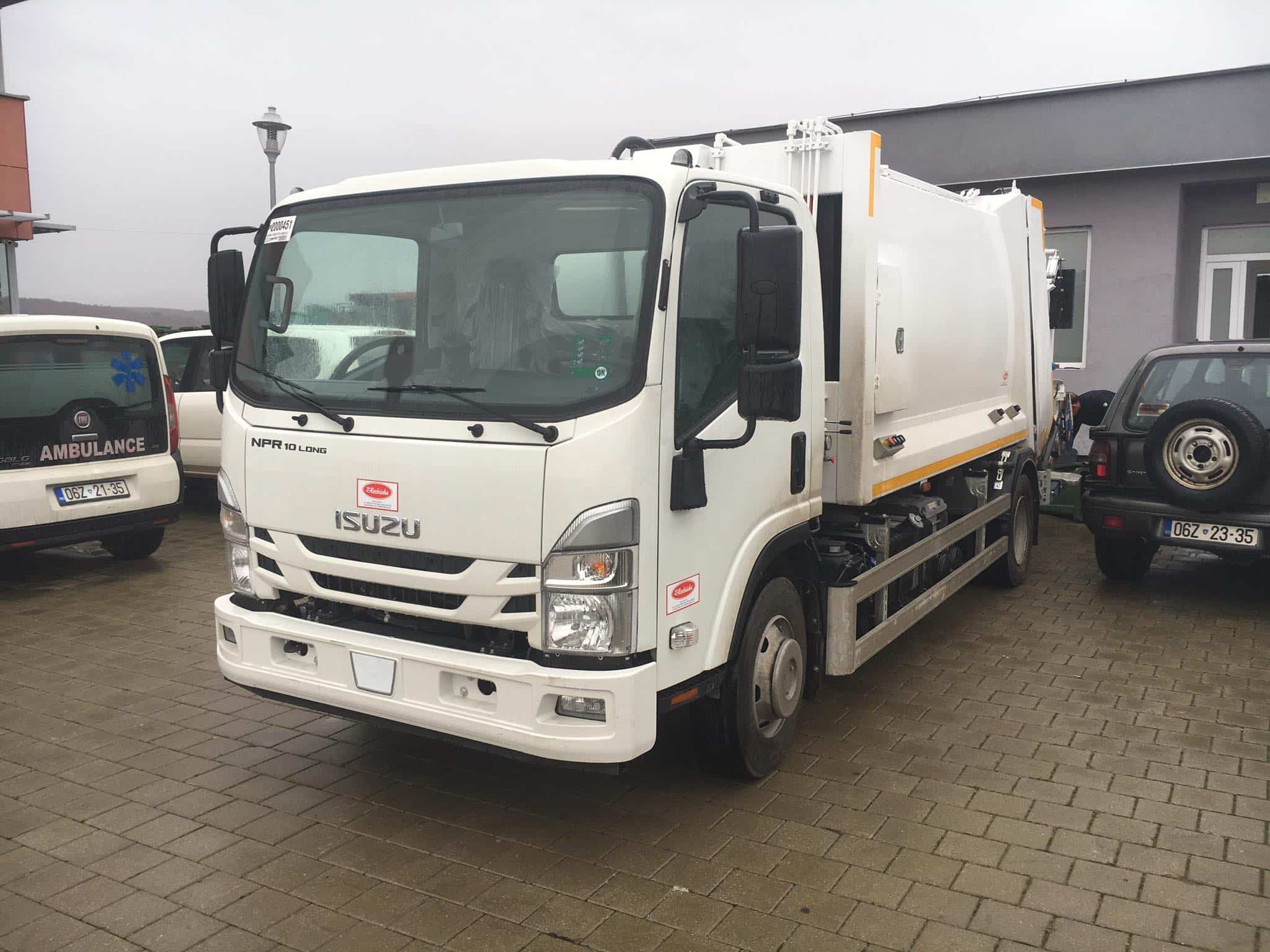 Kamion i ri për mbledhje dhe bartje të mbeturinave