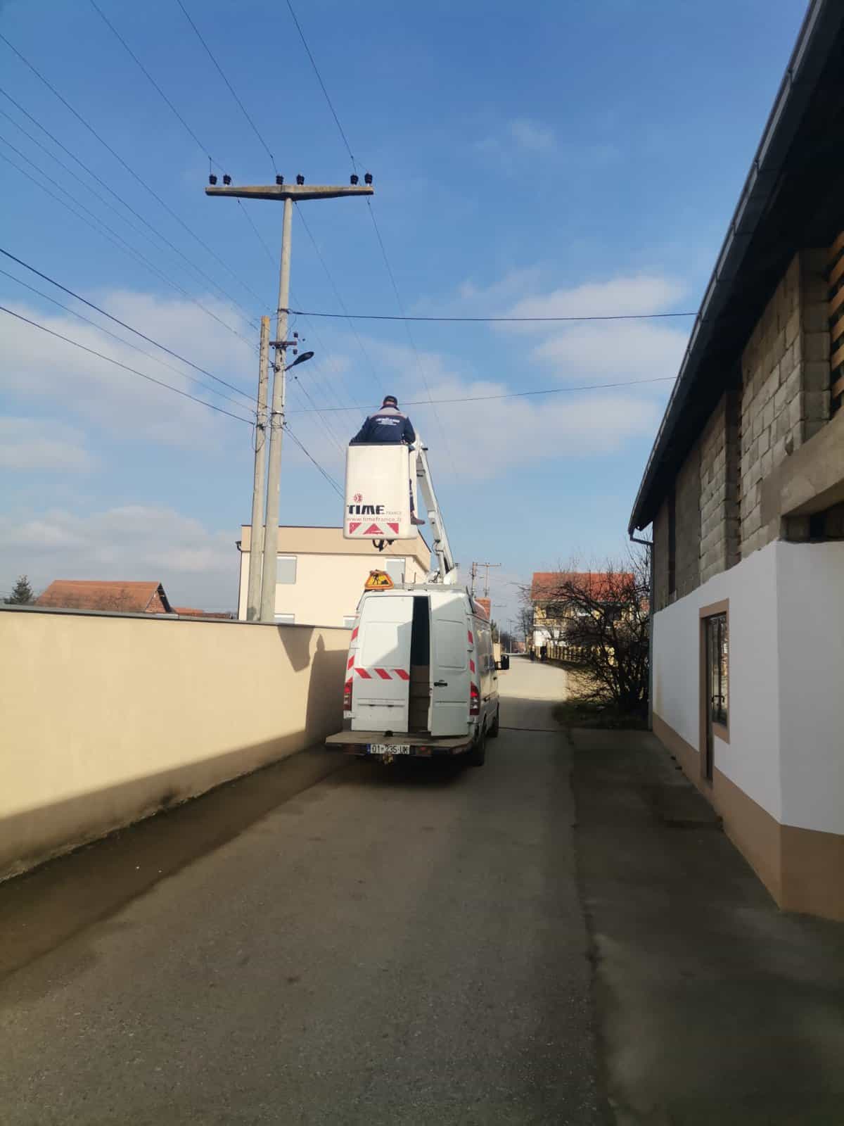 Реконструкција уличног осветљења