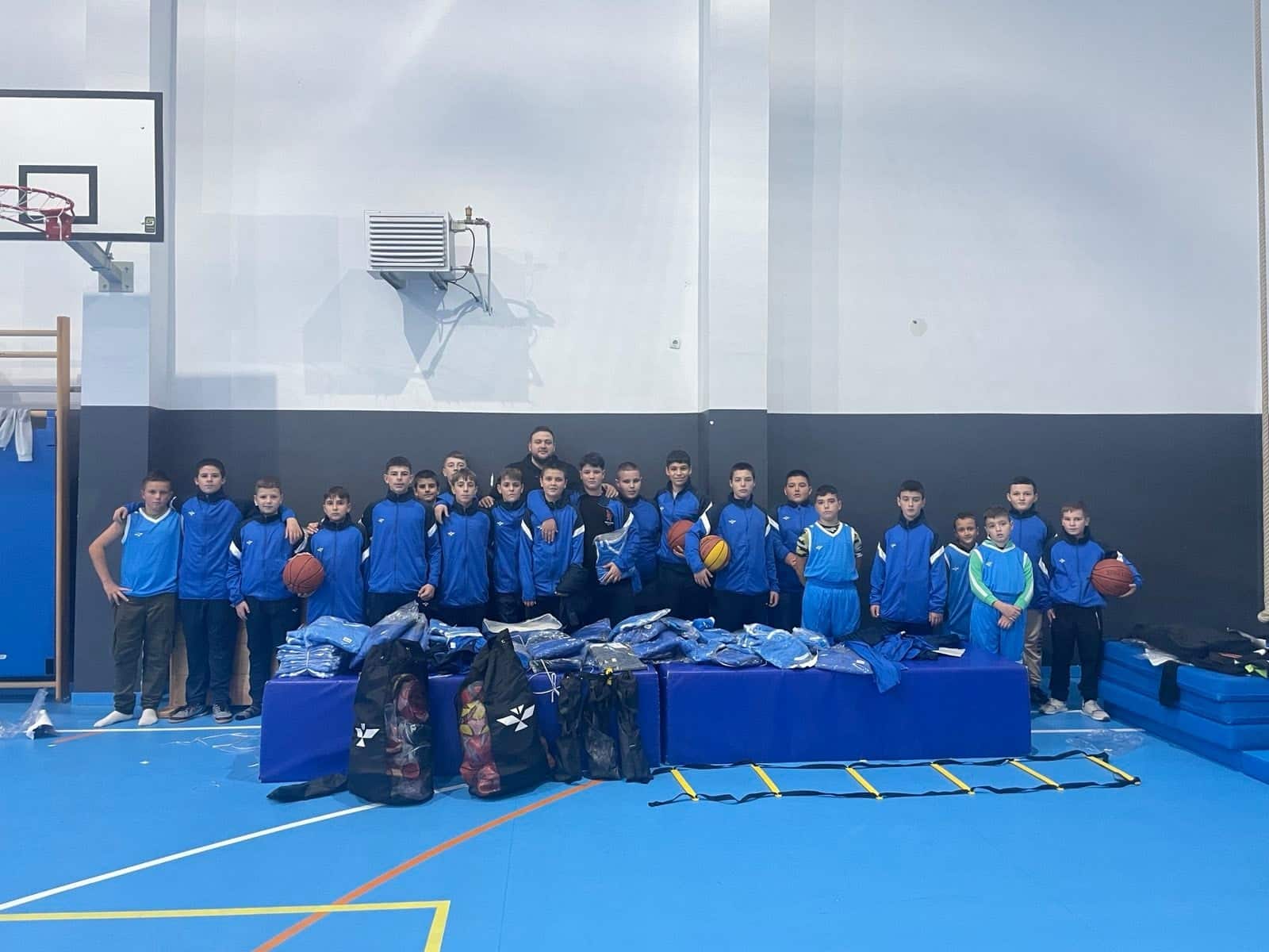 Општина Ранилуг обезбедила спортску опрему за школу кошарке у Ранилугу